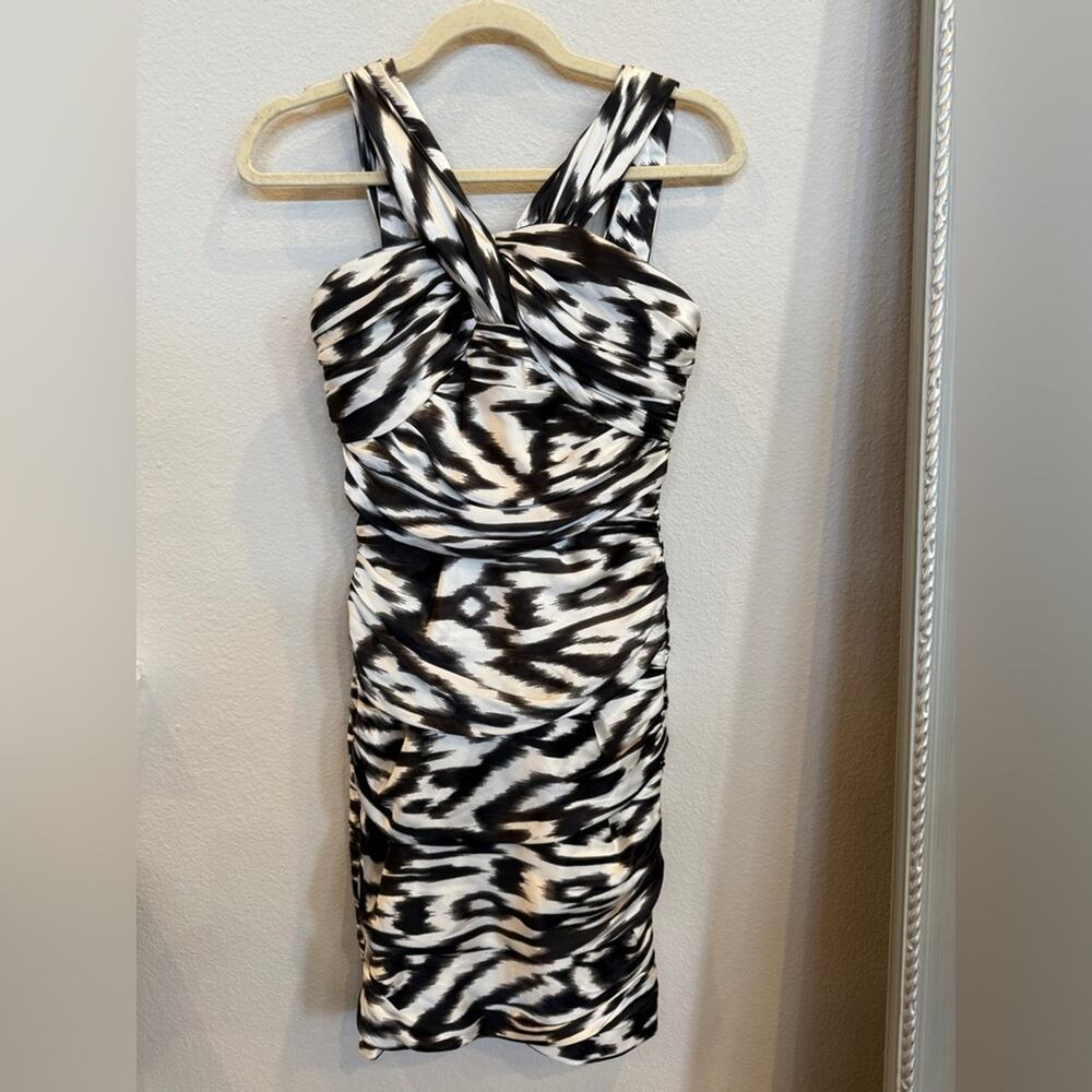 Carmen Marc Valvo Black and White Strapless Dress